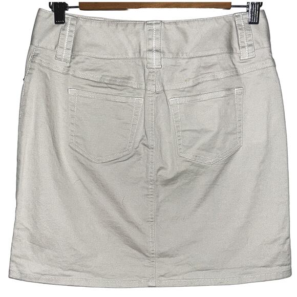 Ann Taylor LOFT Women's Beige Cotton Stretch 3 Button & Zip Front Mini Skirt - Picture 3 of 4